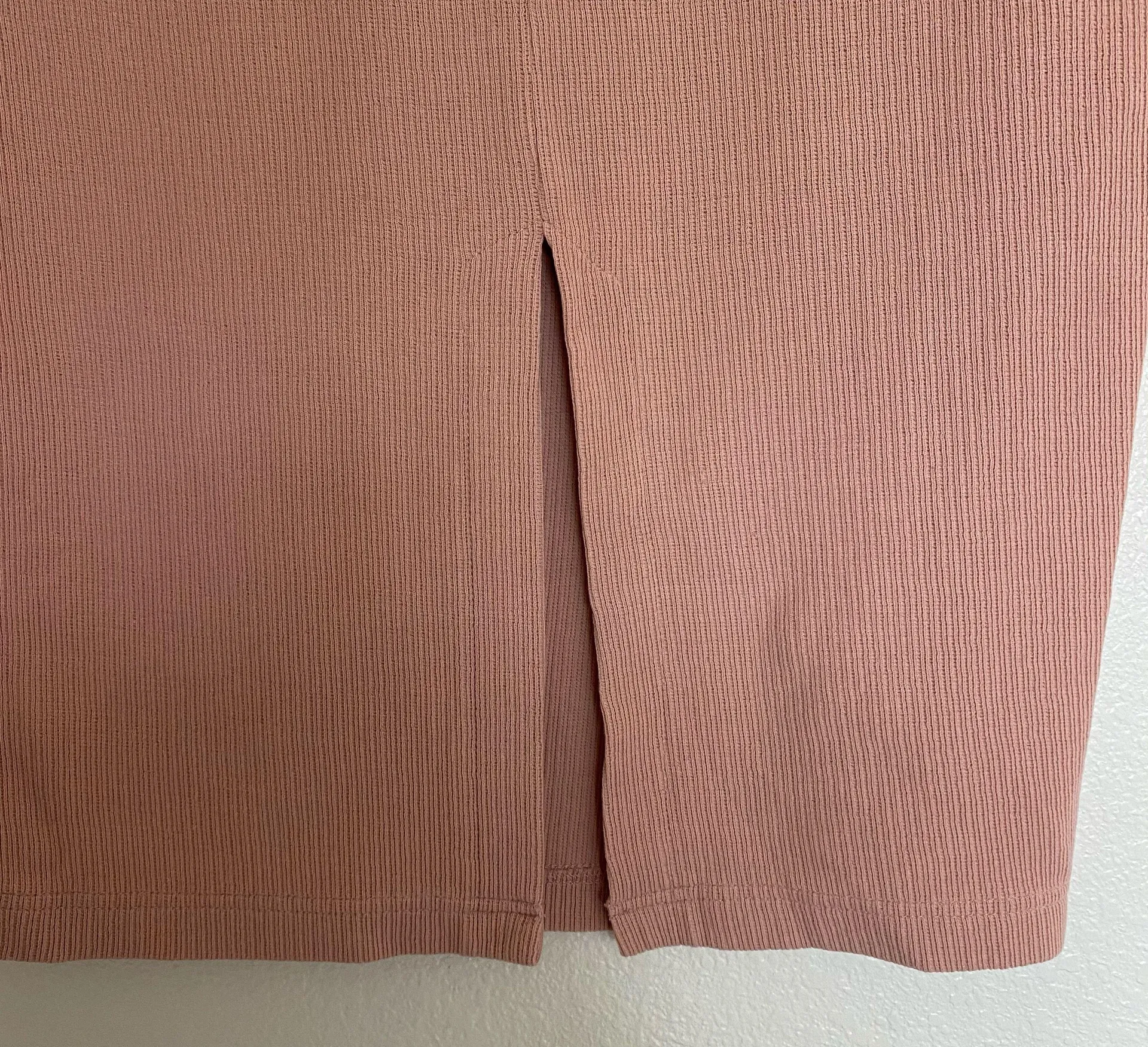 J.O.A. LA pink knit skirt size medium - Image 3
