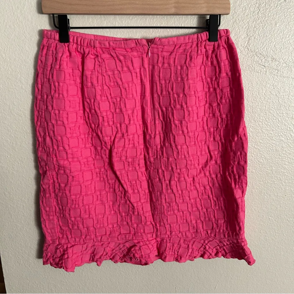 Vintage Pink Textured Skirt Set – Ruffle Trim Top & Mini Skirt | Medium Petite Size undefined - Image 6
