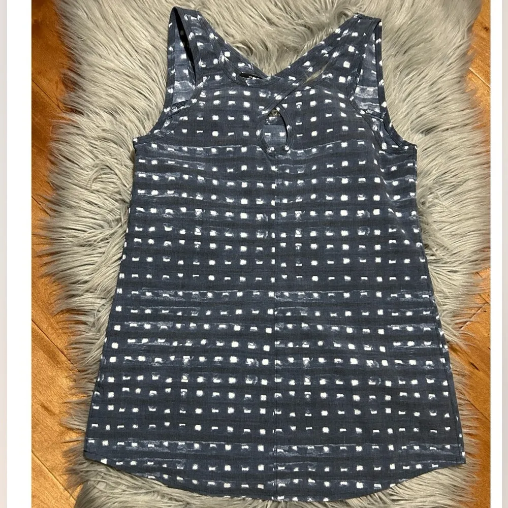 The North Face Woven Breeze Back Tank Top Size Small - Image 3