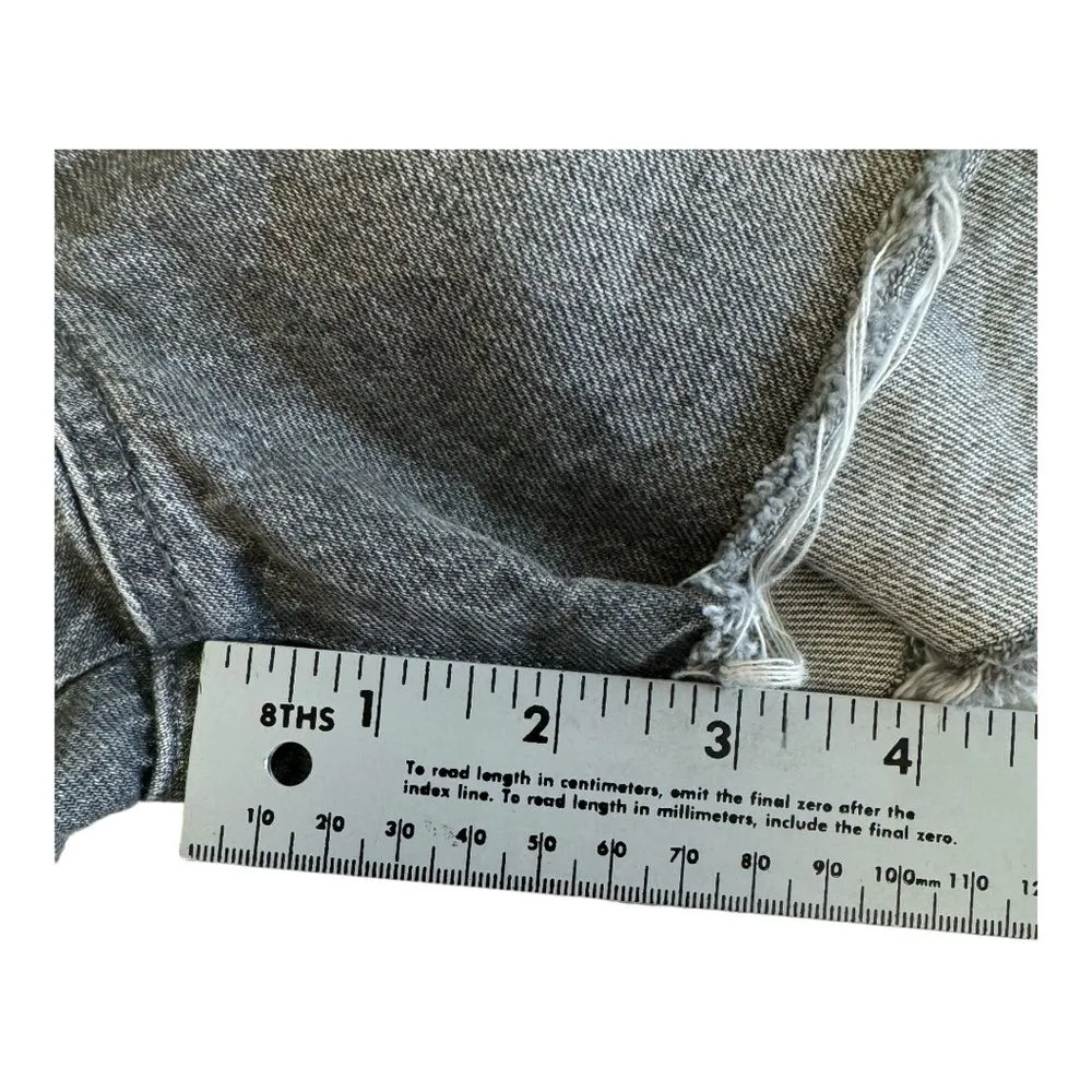Lucky Brand Traveler Denim Shorts Grey Frayed Hem Button Fly‎ Women - Image 8