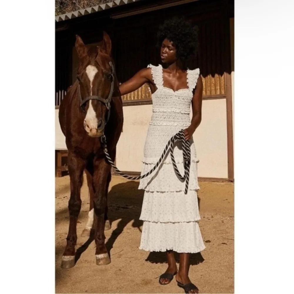 NWT Saylor Perrie Dress in Ivory White Tiered Lace Midi Dress Size Large - Image 5