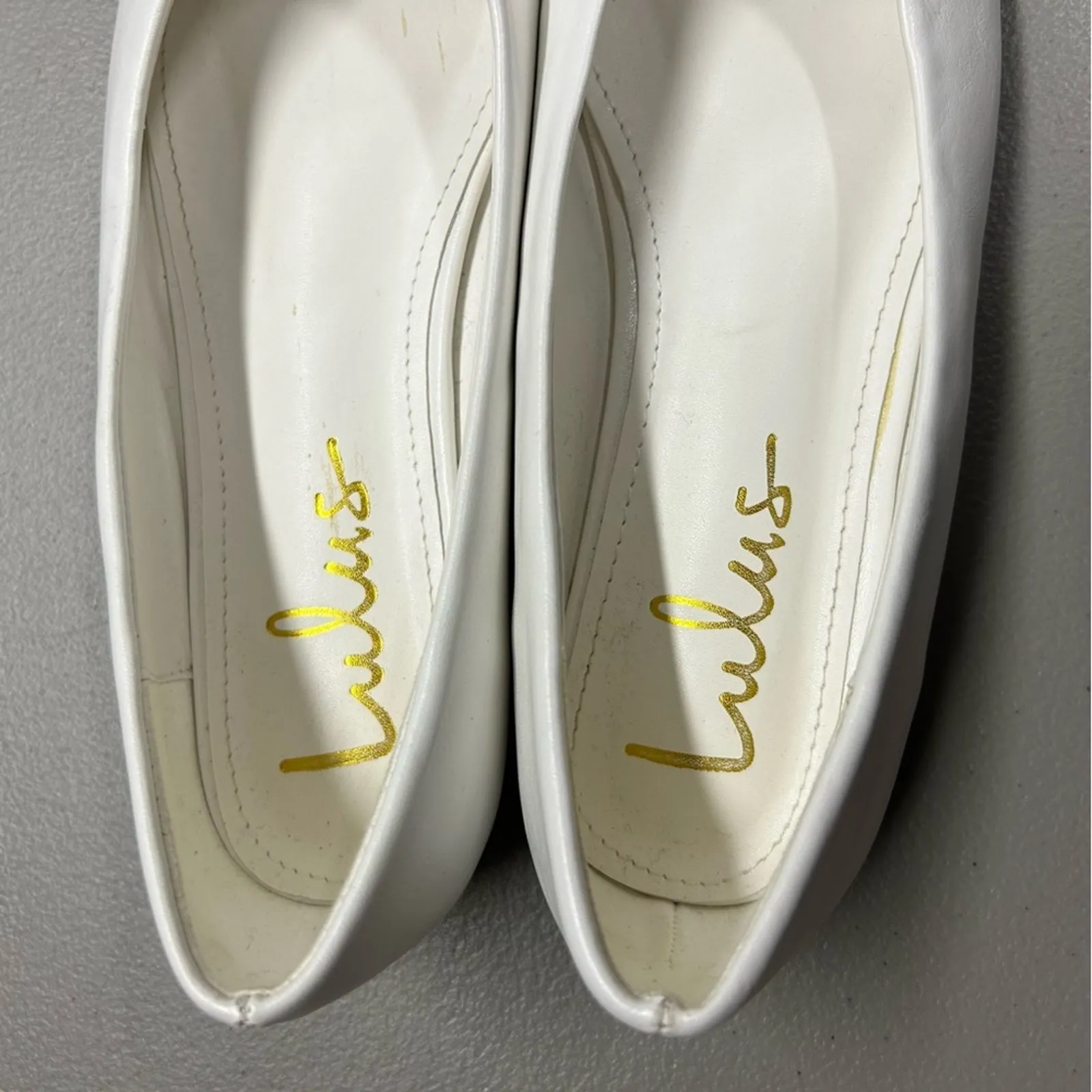 Lulu's White Flats Silver Pointed Toe Shoe Manmade Materials US Womens Size 7 - Image 7