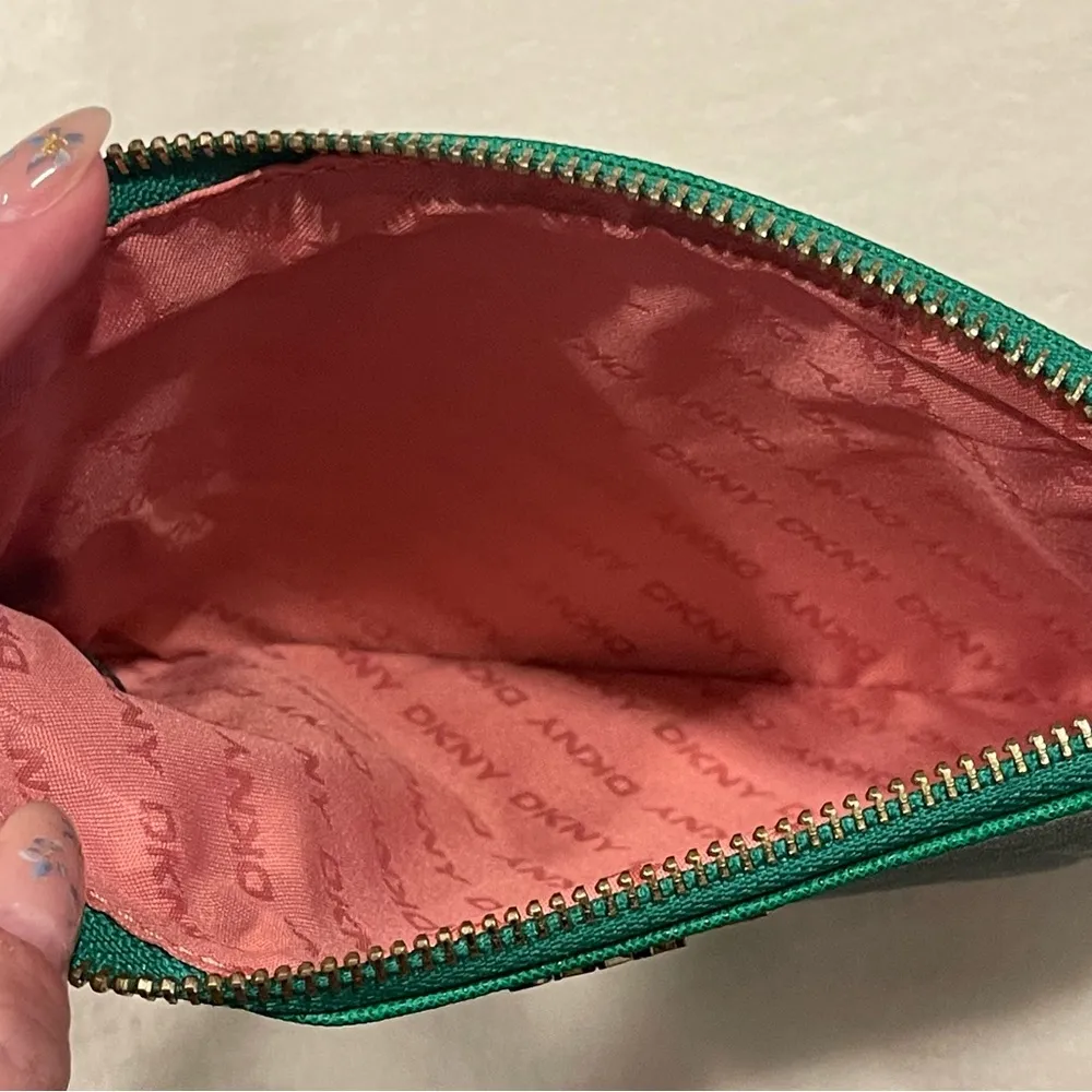 DKNY Green  Genuine Leather Clutch Gold Hardware - Image 5