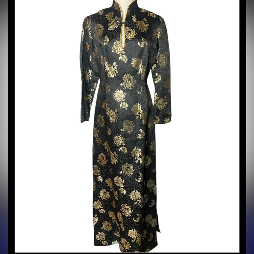 Vtg Cathay Black Gold Metallic
Brocade Cheongsam Qipao Dress
Size 14 - Image 2
