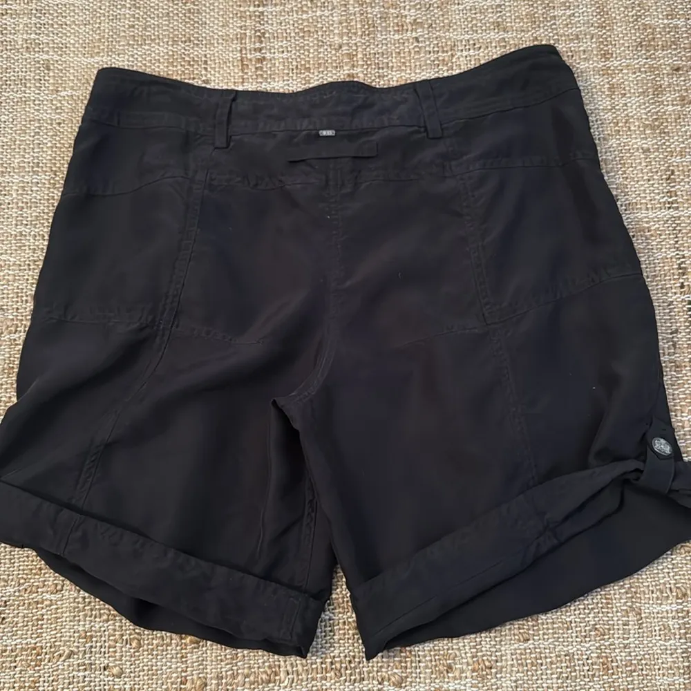 Saks Fifth Avenue 9 | 15 Black Silk Drawstring Rolled Hem Shorts size 4 - Image 8