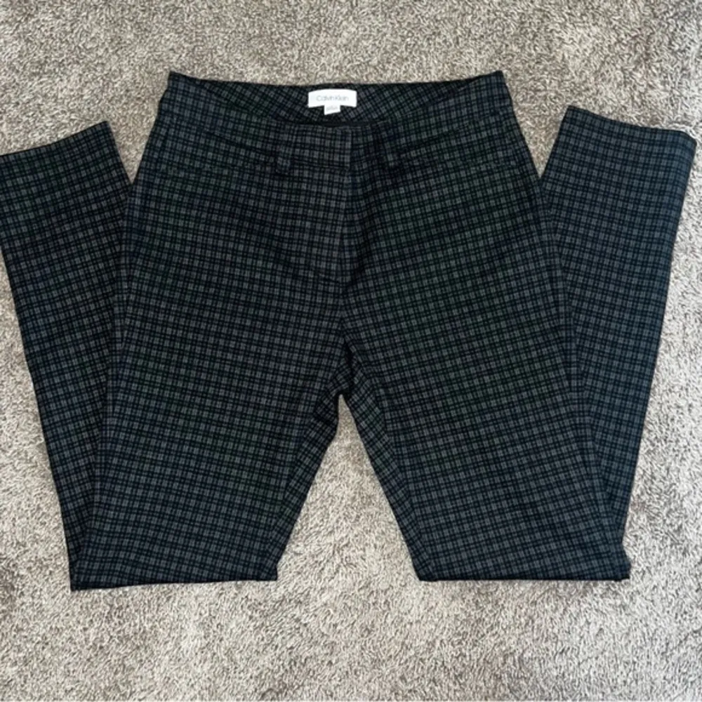 Size 4 Black Plaid Classy Womens Dress Casual Pants - Image 2