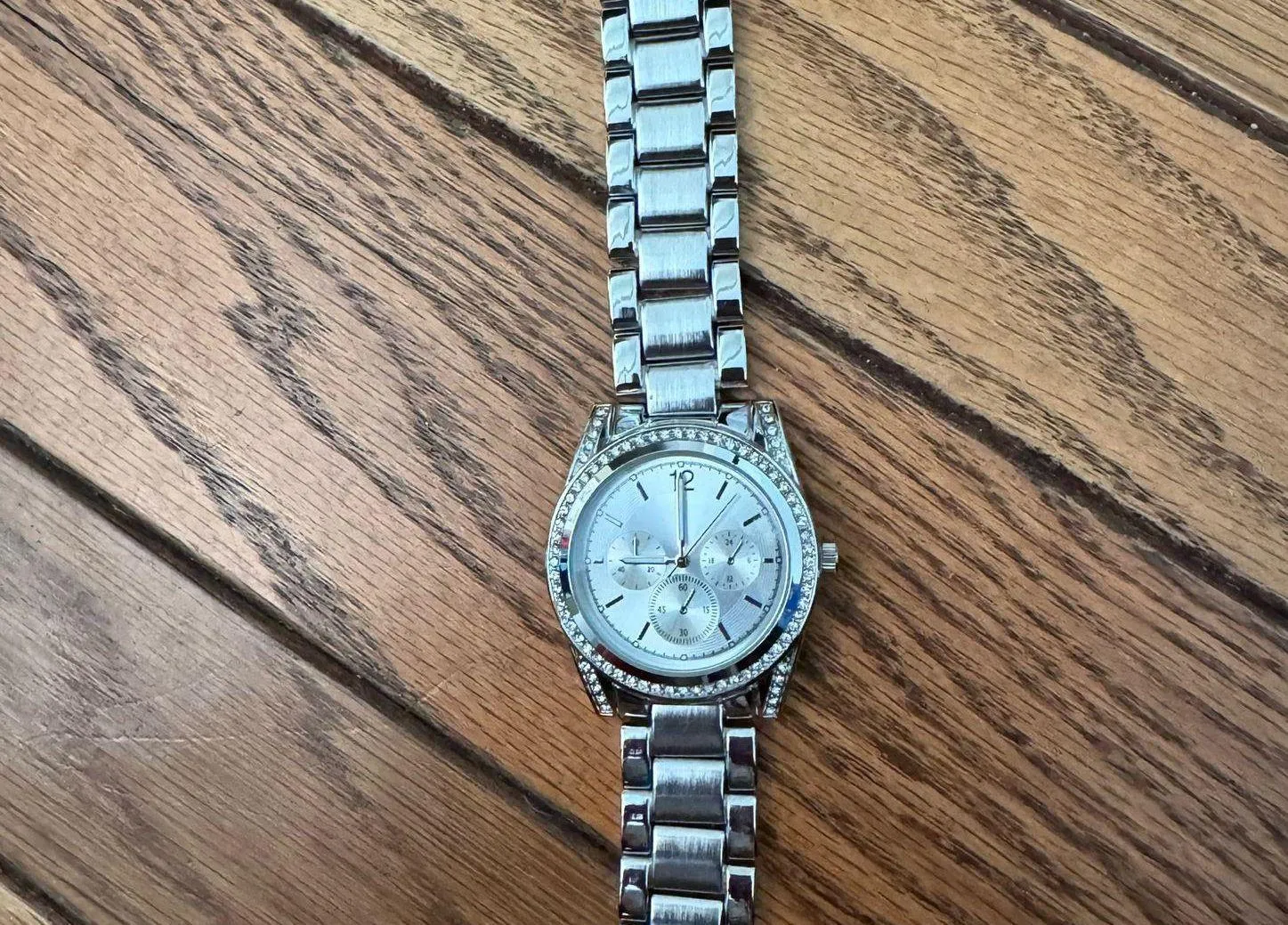 Steve Madden Women’s Watch Silver  - Image 3