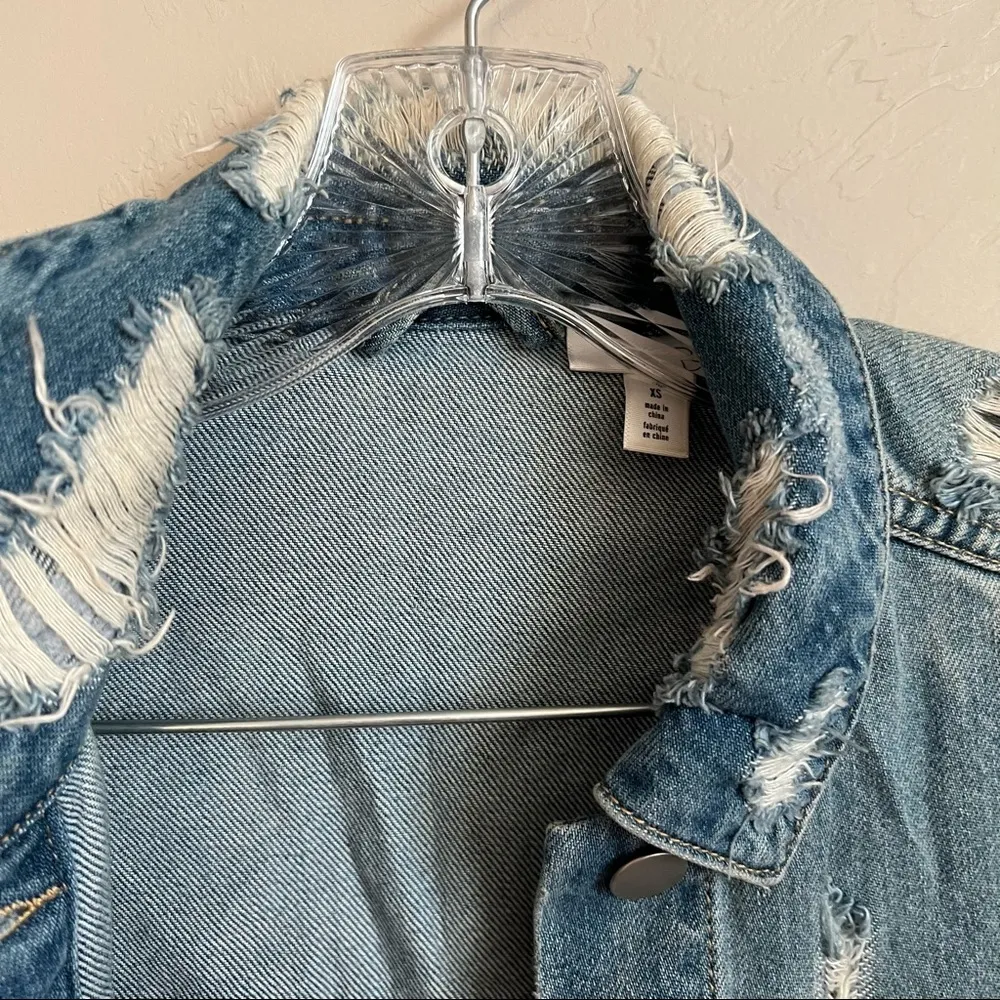 Super Distressed Soft Denim Trucker Jacket - Image 8
