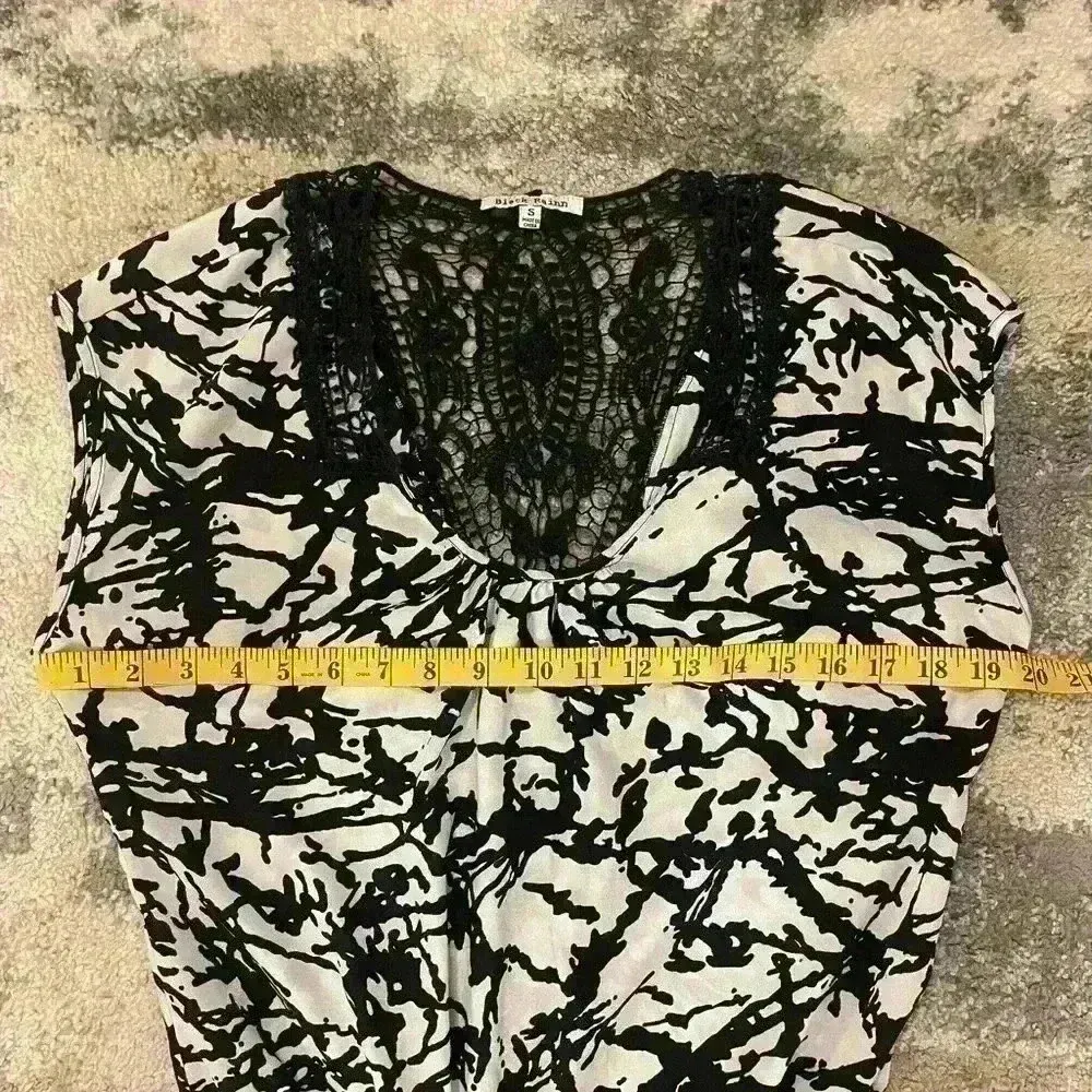 Women’s V-Cut Black Rainn Blouse - Image 3