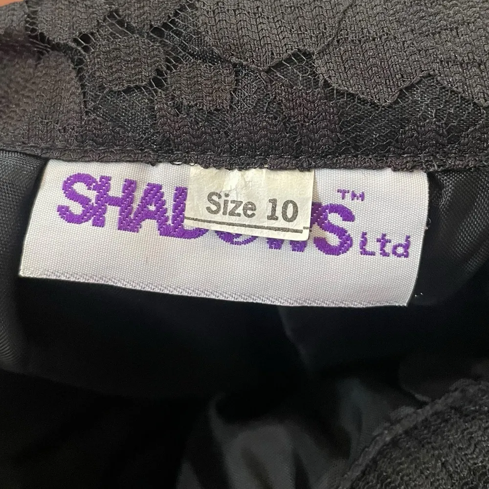 Shadows Vintage 80s Black Goth Witchy Dark Cottagecore Floral Lace Midi Skirt Size 10 - Image 4