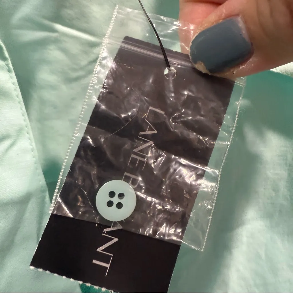 Lane Bryant Aqua Pleated Fitted Button-Up Blouse Folded Cuffs Size 20 NWT - Image 9