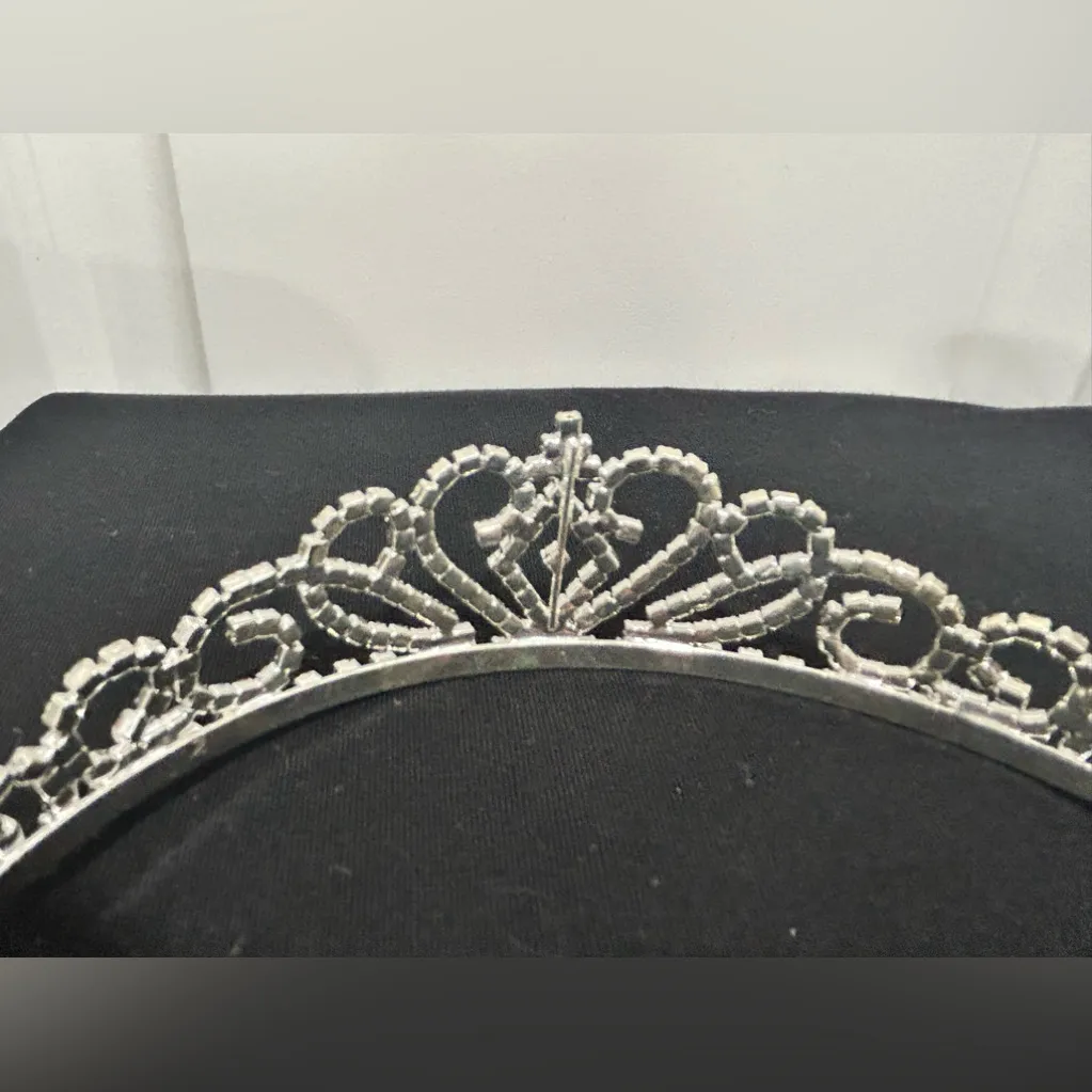 PIXNOR Rhinestone Tiara w/ Headband Comb Silver - Image 3