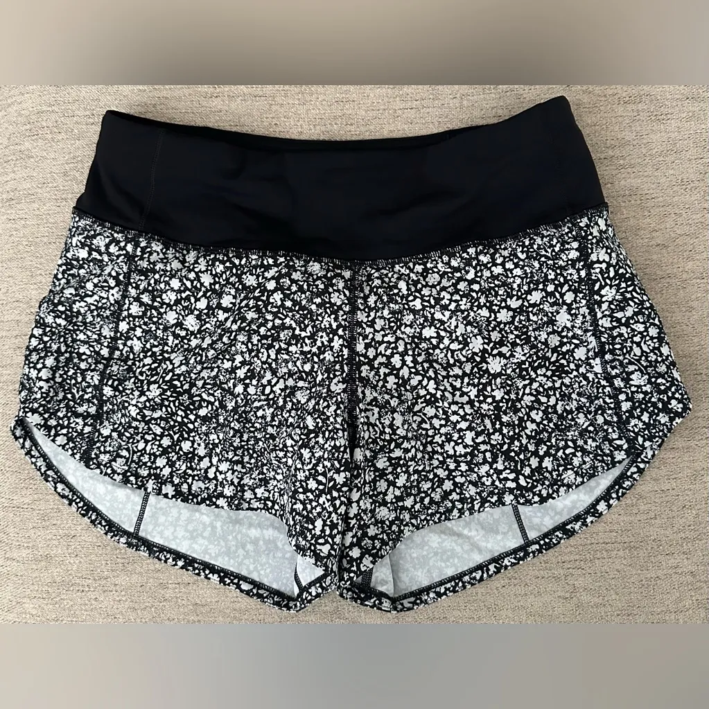 Lululemon Speed Up Mid-Rise Short size 4 tall - Image 4