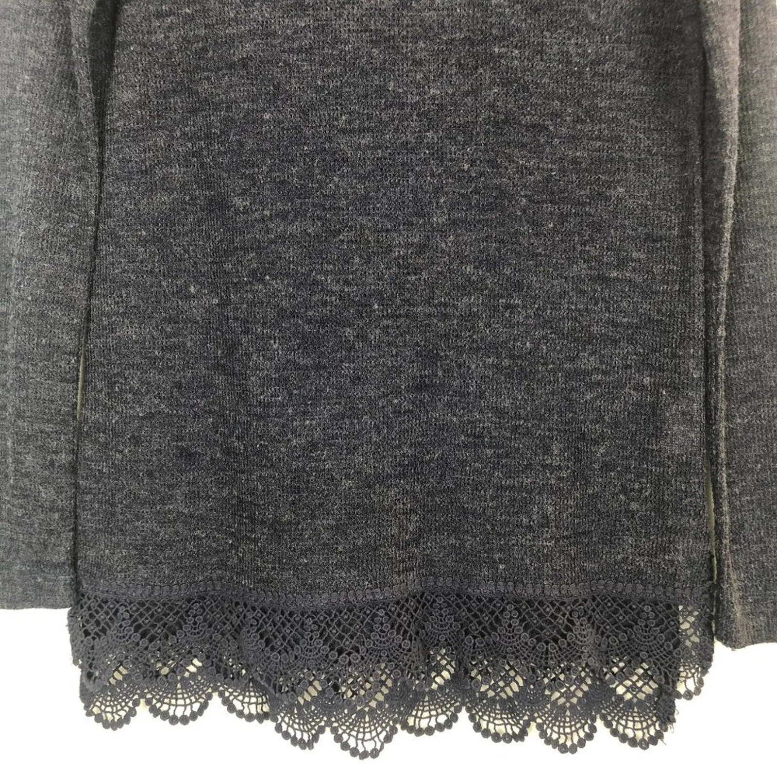 Rewind Crochet Boho Chic Minimalist Hooded Pullover Womens Sweater Size Small - Image 4