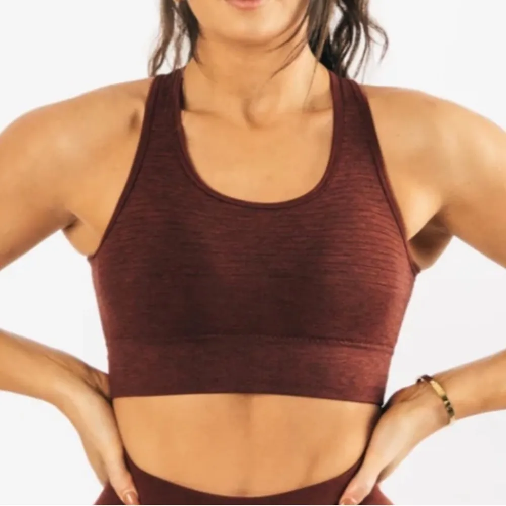 Alphalete Vault Sports Bra Copper Medium - Image 2