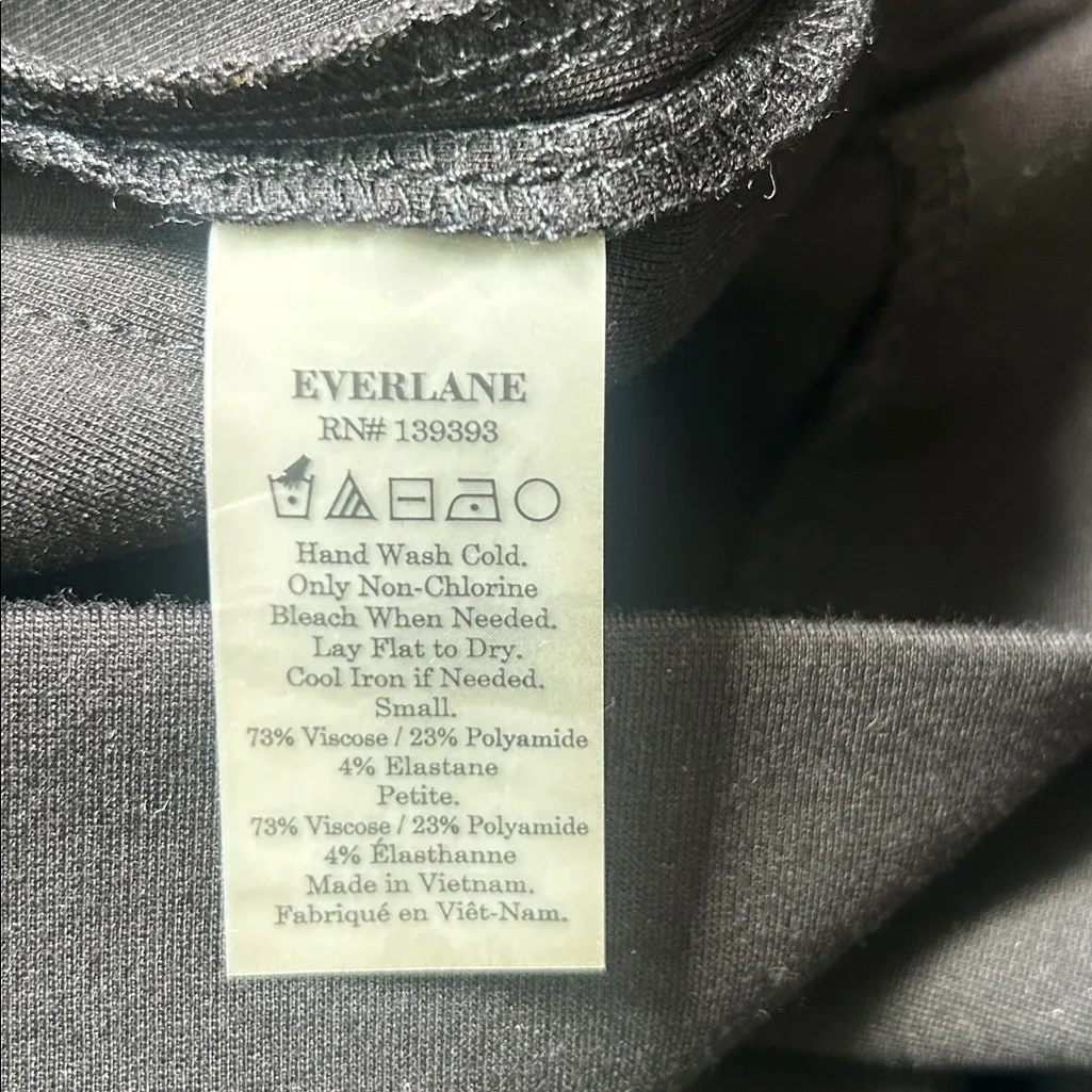 Everlane The Ponte Short Sleeve Black Tee Size Small - Image 11
