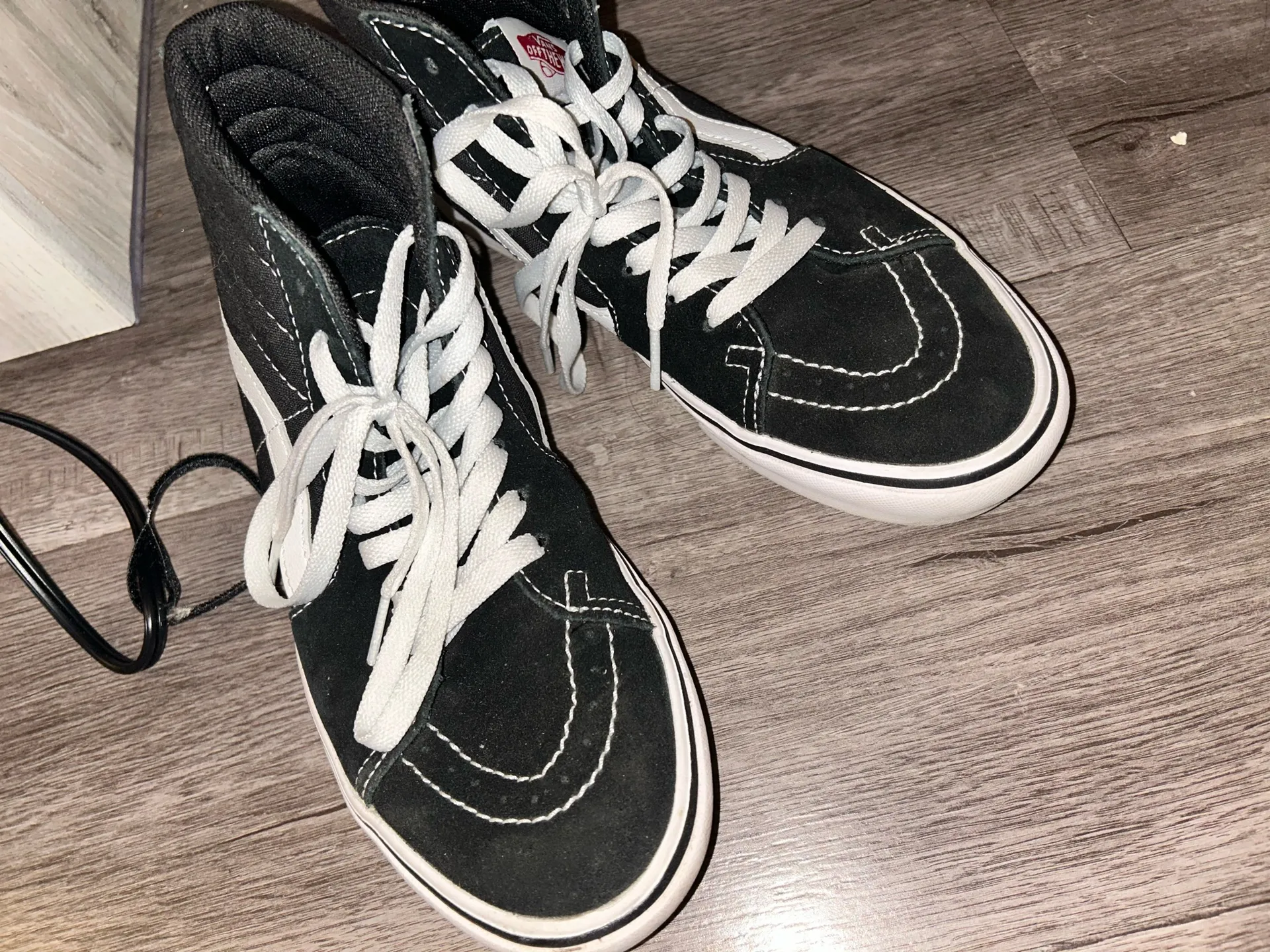 High-Top Vans - Image 2