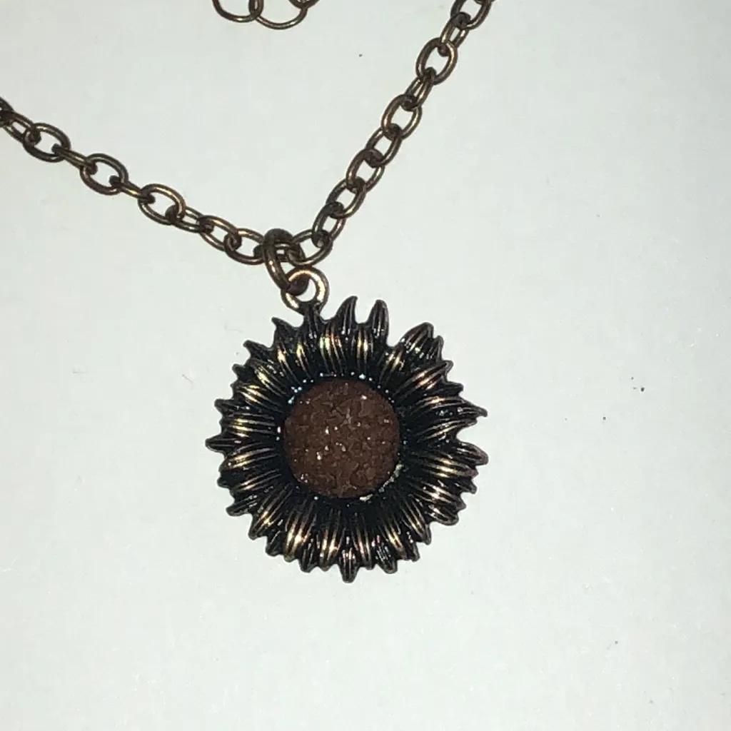 Cheeky’s Brass Tone Sunflower Pendant Boho Necklace Brown - Image 3
