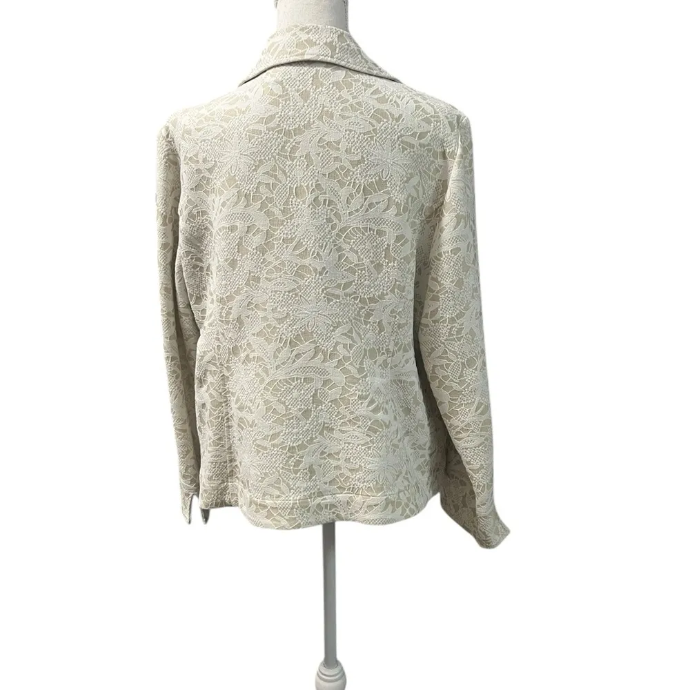 Chico’s Floral Lace Embroidered Beige White Open Front Blazer Cardigan Pockets M - Image 6