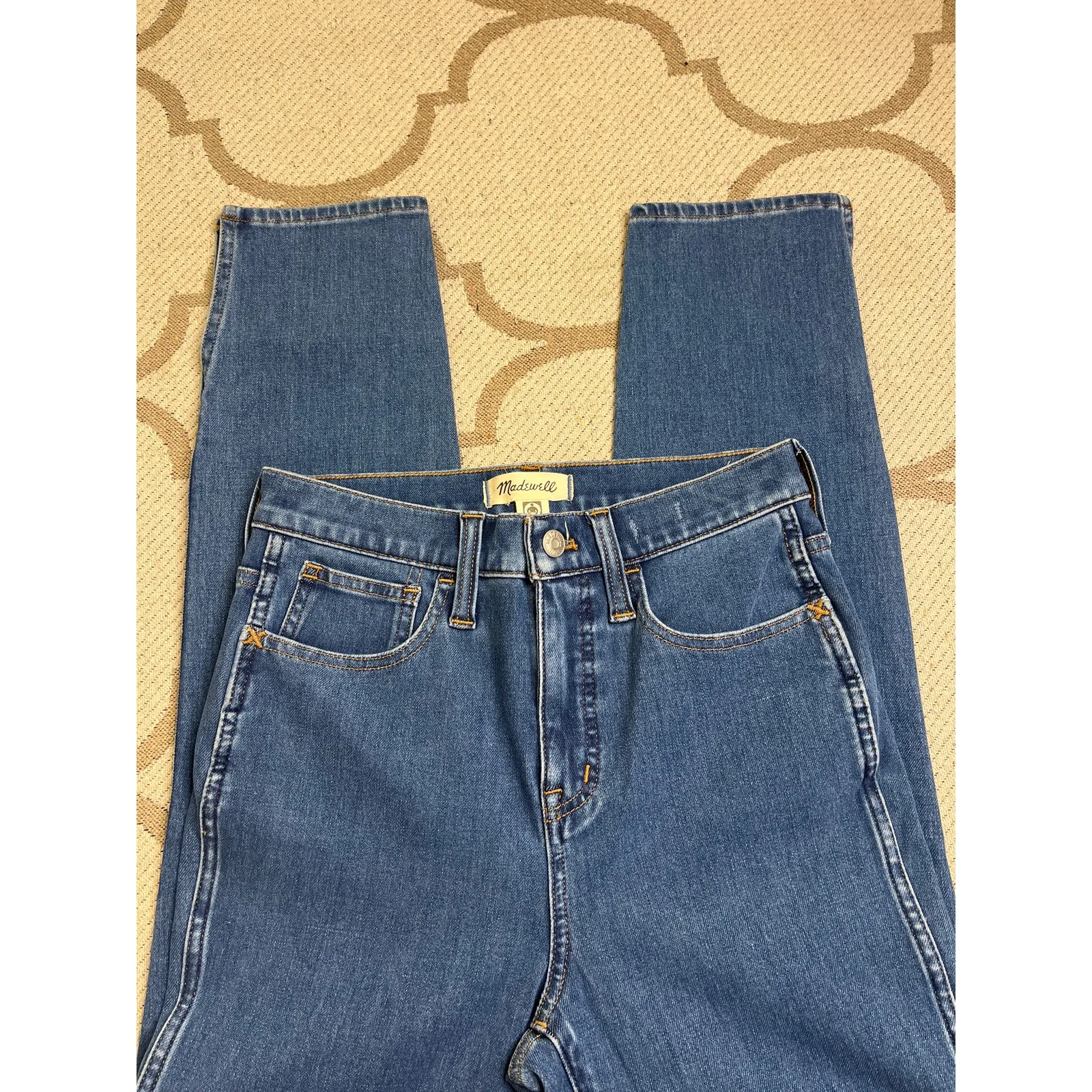 Madewell 11" High-Rise Roadtripper Skinny Jeans: Slit-Hem, dm2475, size 26 - Image 2