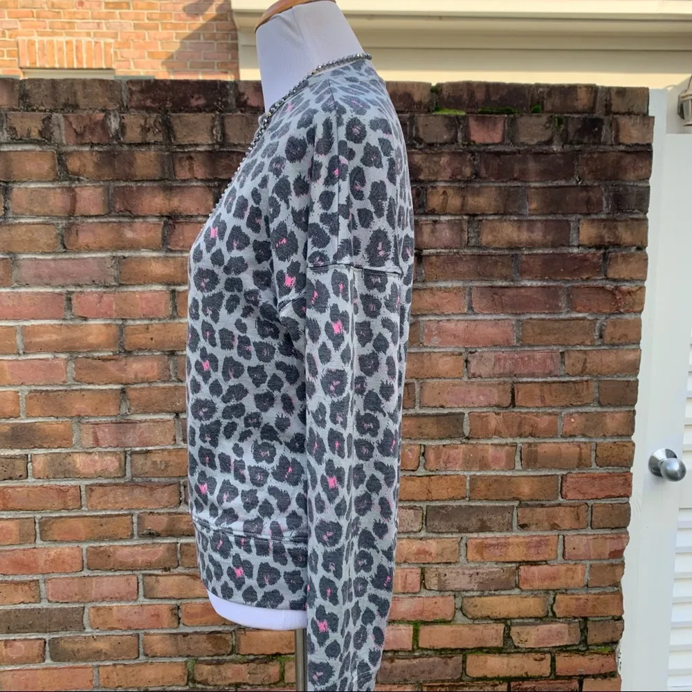 NWT Arizona Jean Co Soft Stretch Animal Print Cheetah Top Small S - Image 4