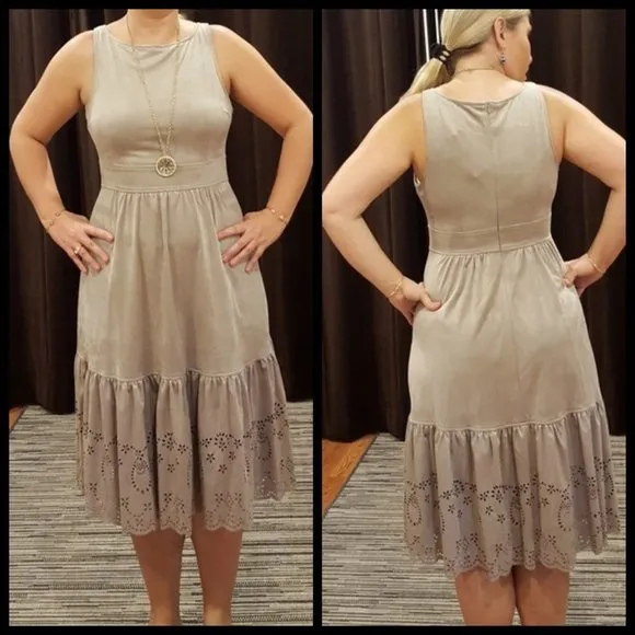 💕BB DAKOTA💕 Faux Suede Laser Cut Midi Dress Beige S Small NWT Floral Cutouts - Image 2