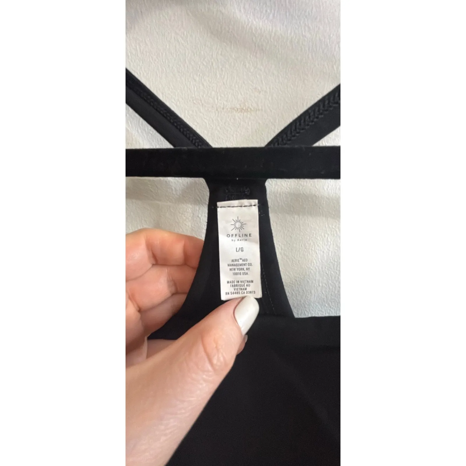 Aerie OFFLINE Cami Tank Top Womens Large Black Y Back Built-In Bra Active - Image 3