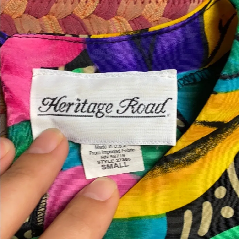 VINTAGE VIBRANT FUNKY ABSTRACT LEAF PRINT BLOUSE Purple - Image 3