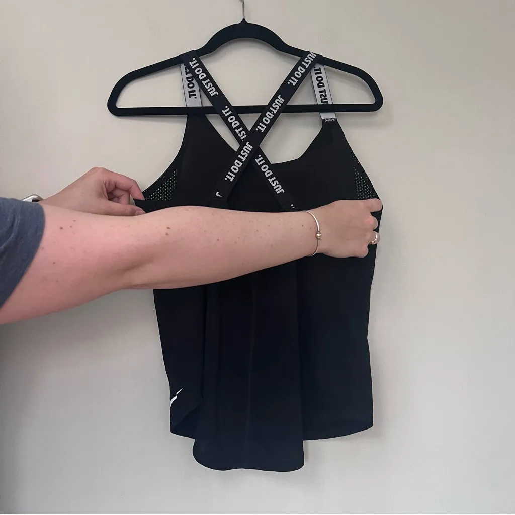 Nike Crossback Black Athletic Tank Top - Image 3