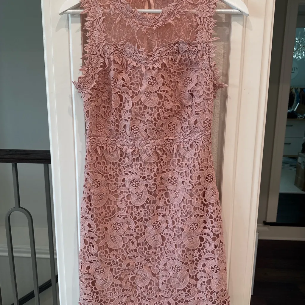 Romeo + Juliet Couture Pink Lace Mini Dress Size M Sleeveless Cocktail - Image 2