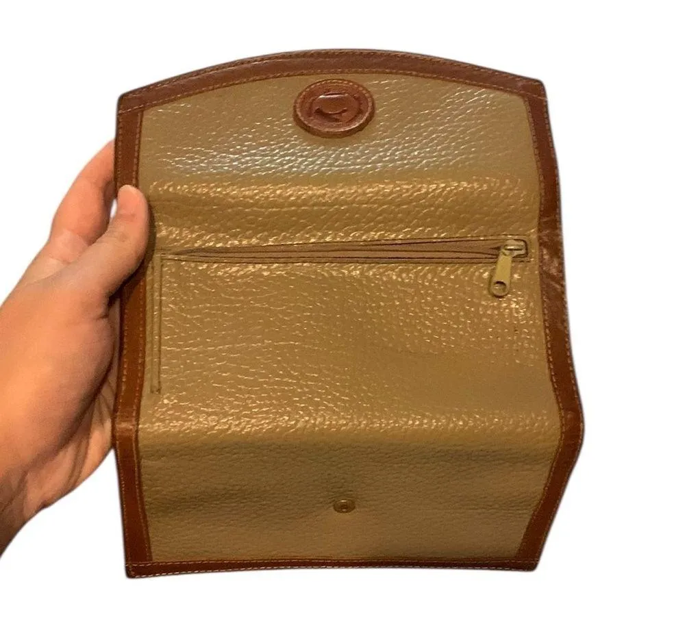 Dooney & Bourke vintage trifold wallet - Image 5