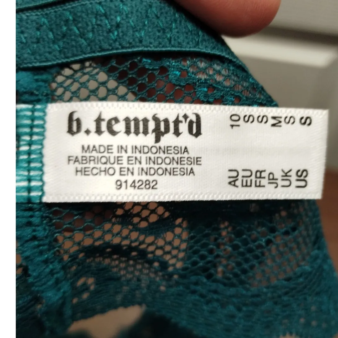 b.tempt'd by Wacoal NWT Small Green Spruced - Image 5