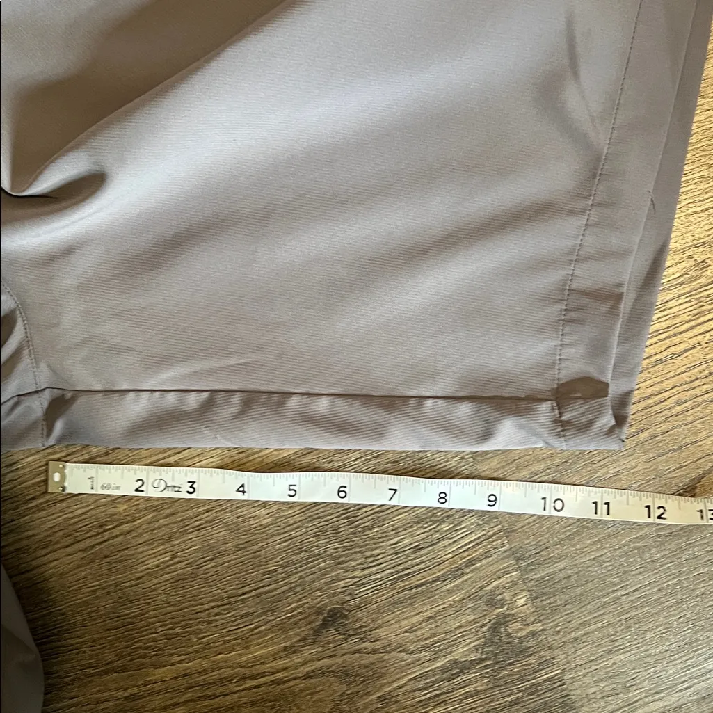 Callaway Women's Golf Shorts Gray Flat Front Polyester Slit Leg Size 16 - Image 8