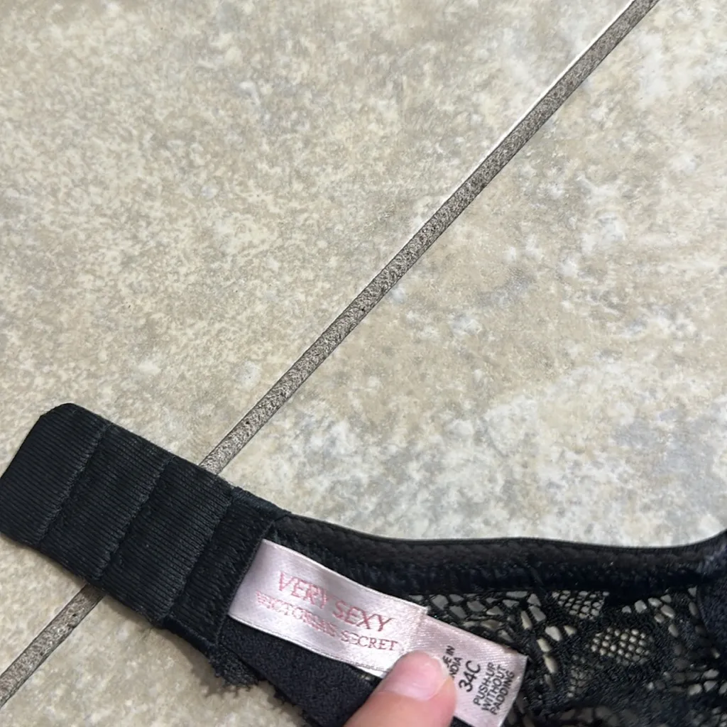 Victoria’s Secret Very Sexy‎ Black Lace Beaded Metallic Bra - Image 10