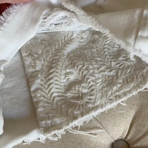 American Eagle Outfitters White Denim Shorts - Image 6