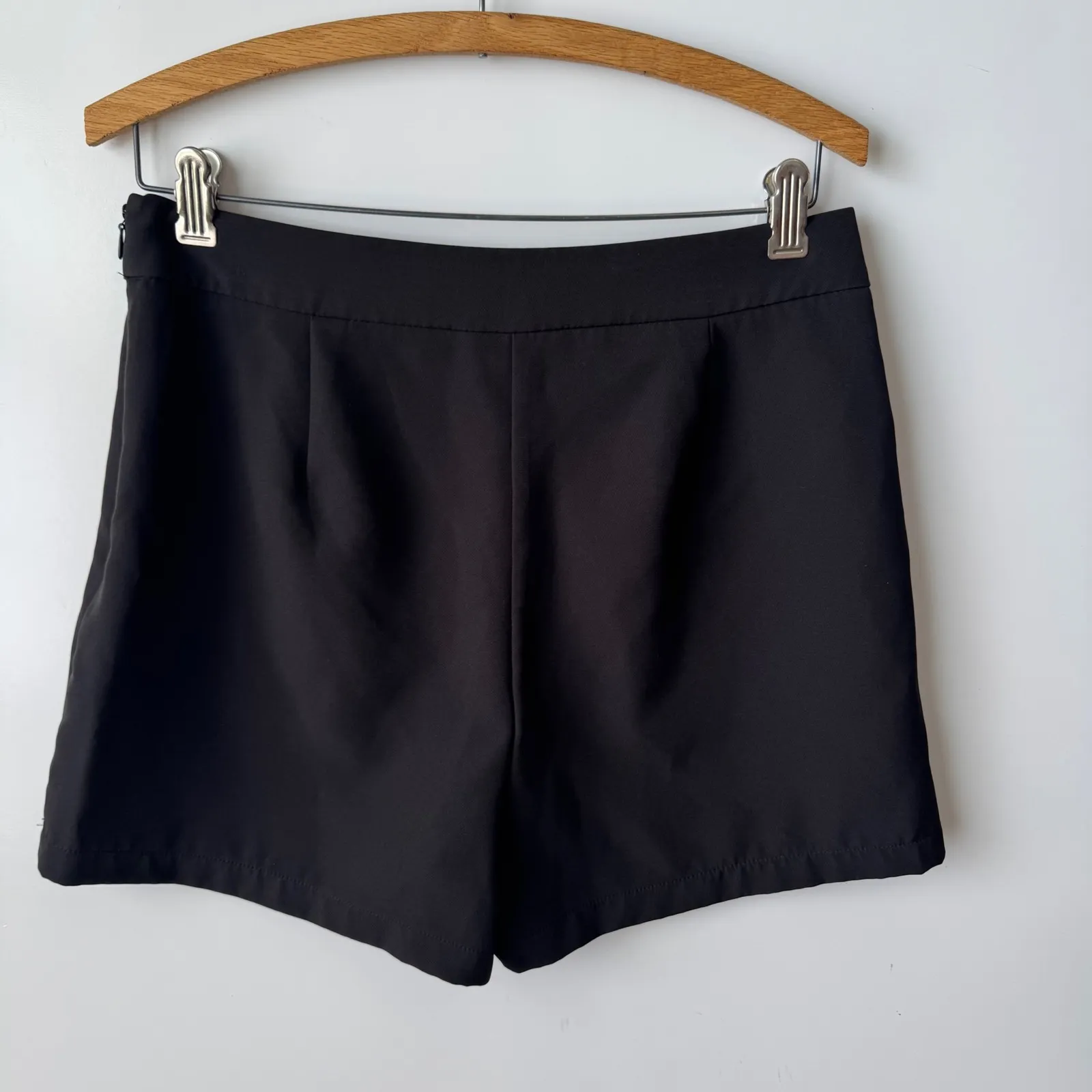 Sincerely Jules Black Skort Mini Skirt Shorts Overlay‎ Large - Image 4
