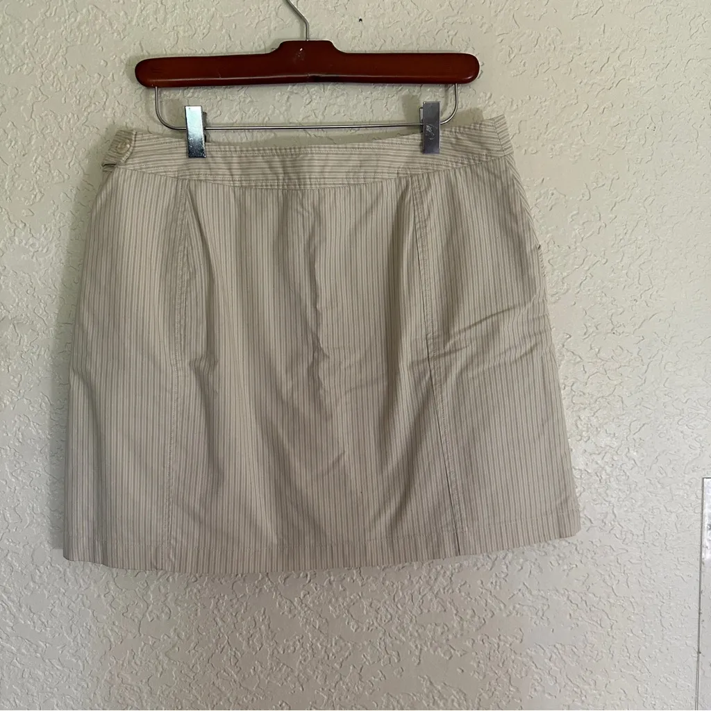 Dockers Tan Beige Pinstriped Size 8‎ Golf Pickleball Tennis Skorts Cotton Blend - Image 6
