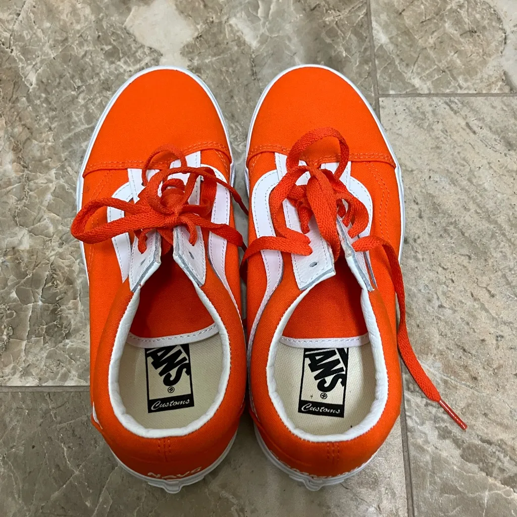 Never used Orange Vans old skool skate shoes - Image 4
