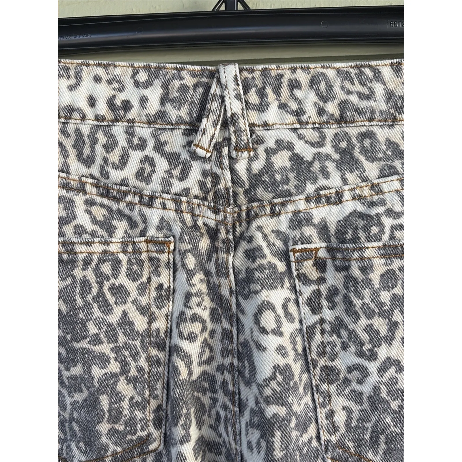 Lioness Leopard Cheetah Animal Print Denim 100% Cotton Jeans Pants Womens XS - Image 11