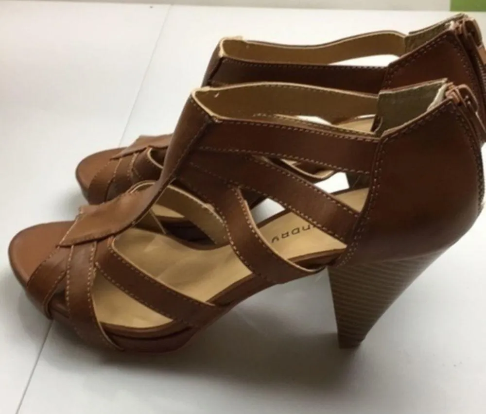 By CL  LAUNDRY ladies shoe 9M - Image 15