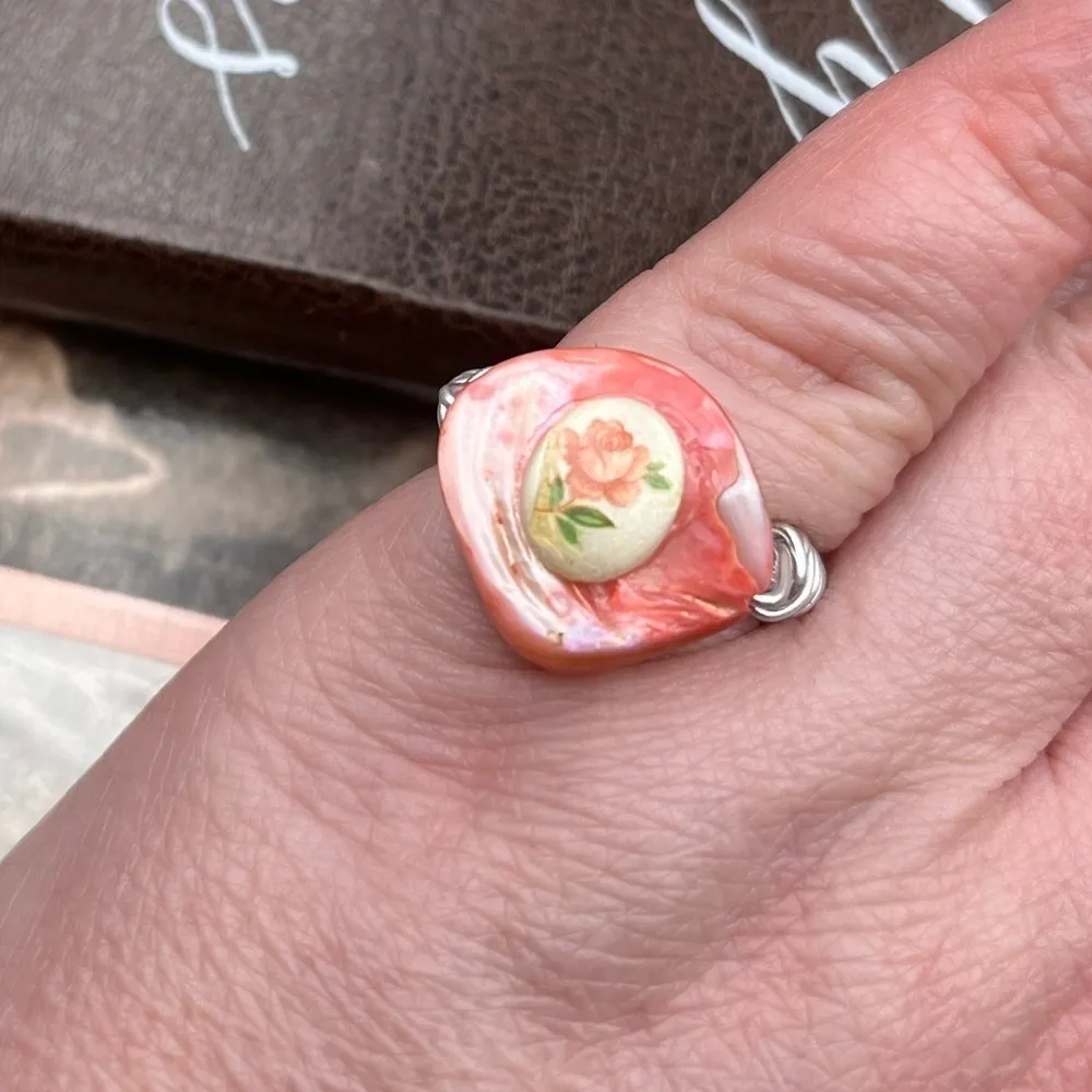 Vintage Pink Rose Cameo Wire Wrapped Ring Size 6.5 Handmade - Image 2