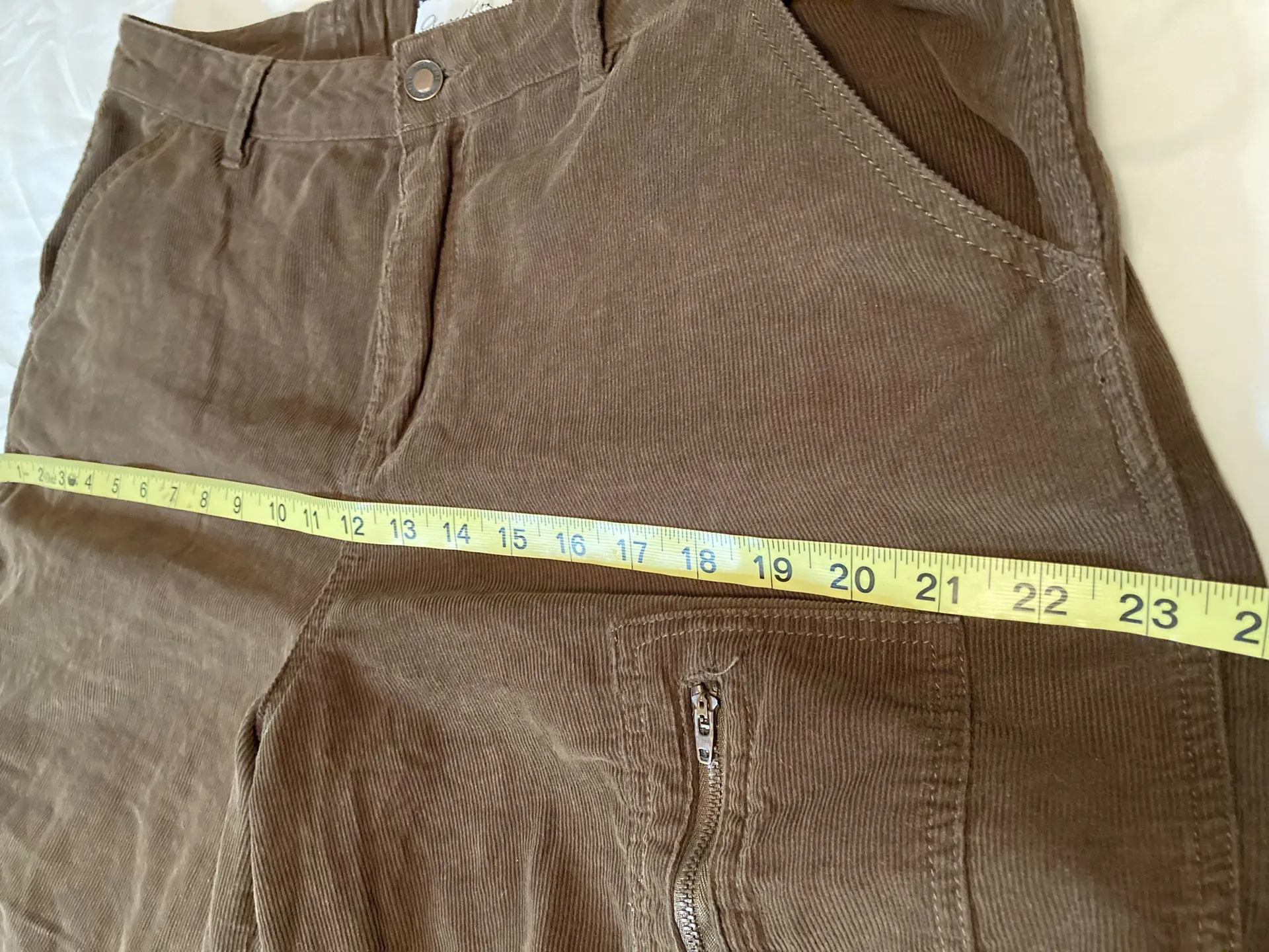 Angel Kiss Wide Leg Cargo Corduroy Pants (size 13/31) brown - Image 7