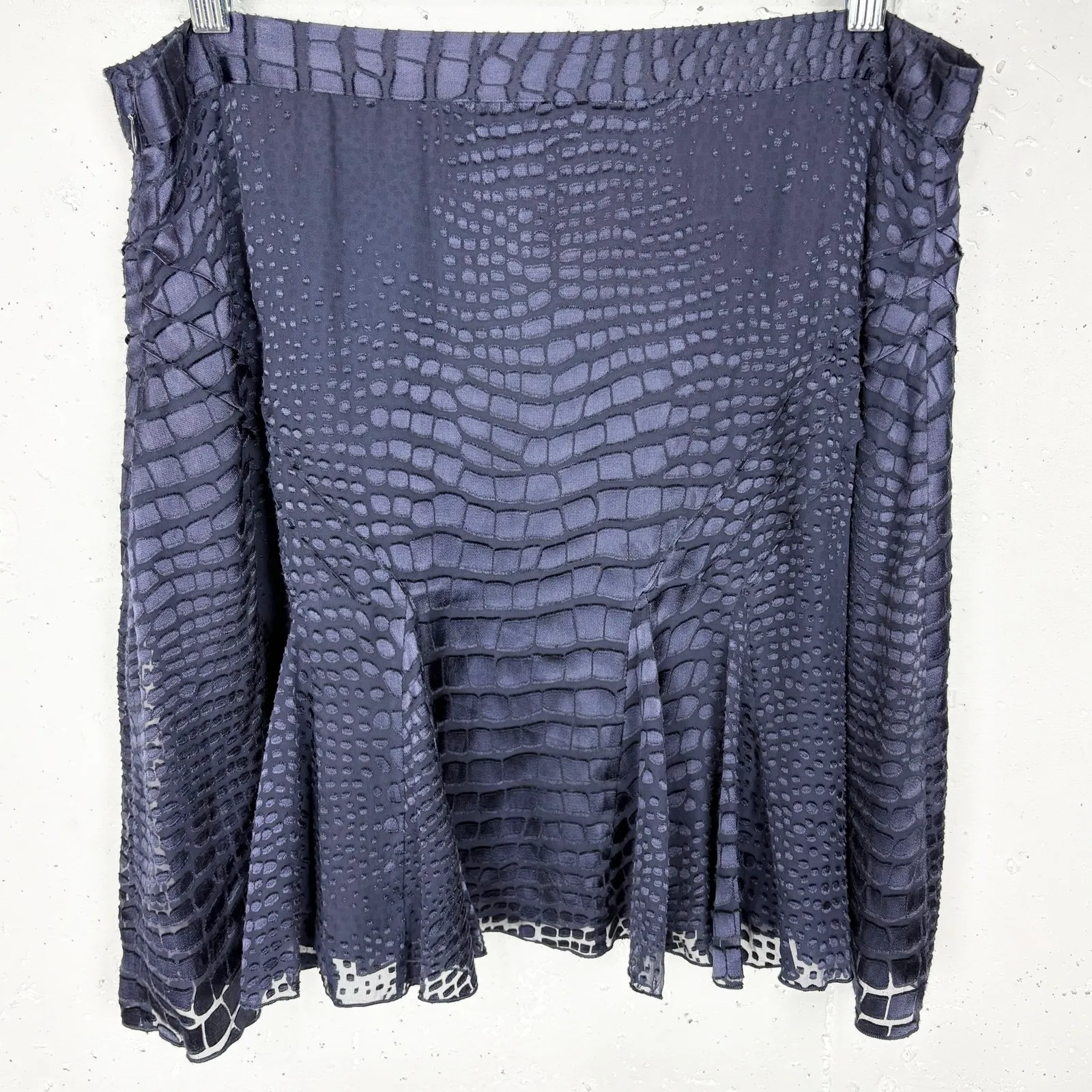 Reiss Women Lucy Snake Print Burnout Skirt Silk Blend Side Zip Mini Navy Size 10 - Image 2