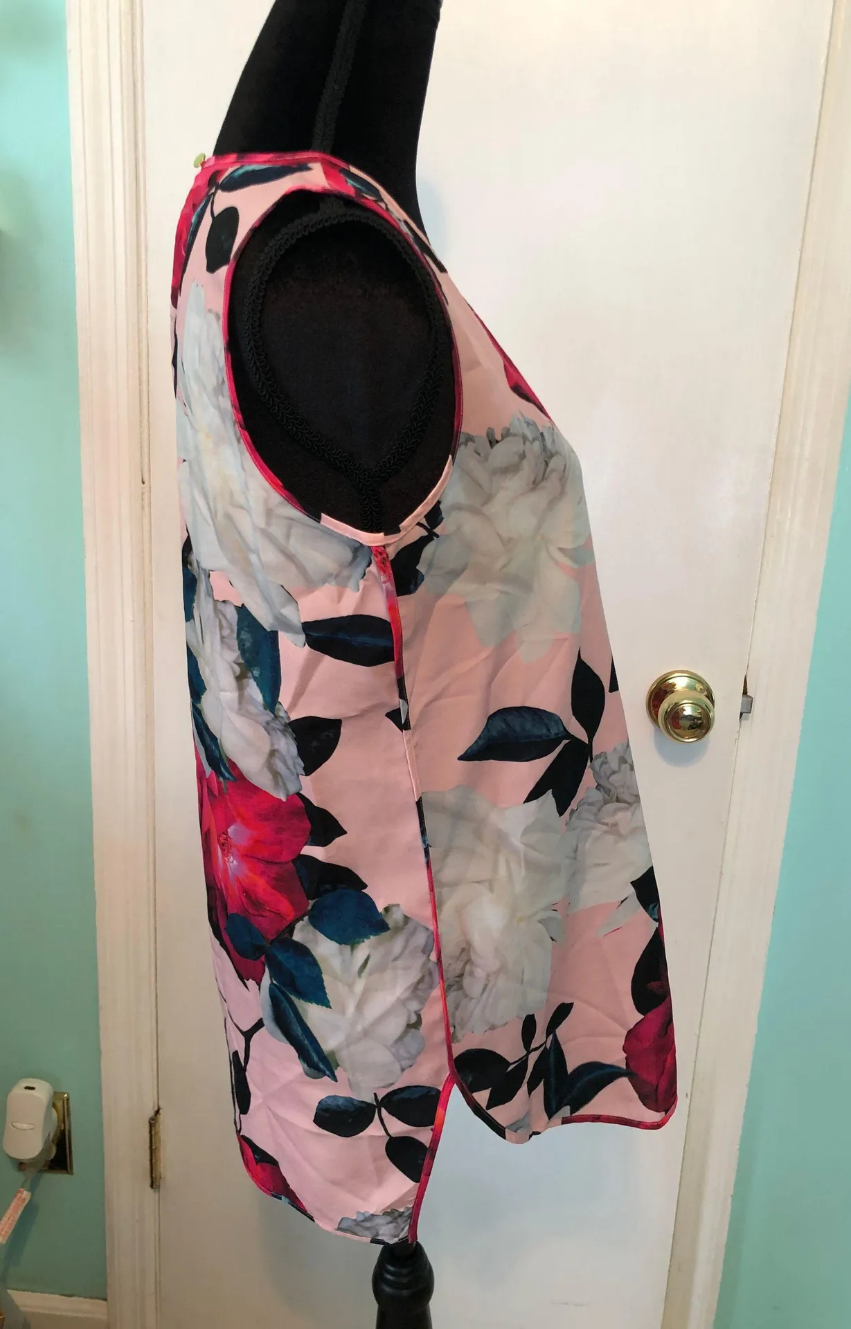 Pink Floral Top - Image 3