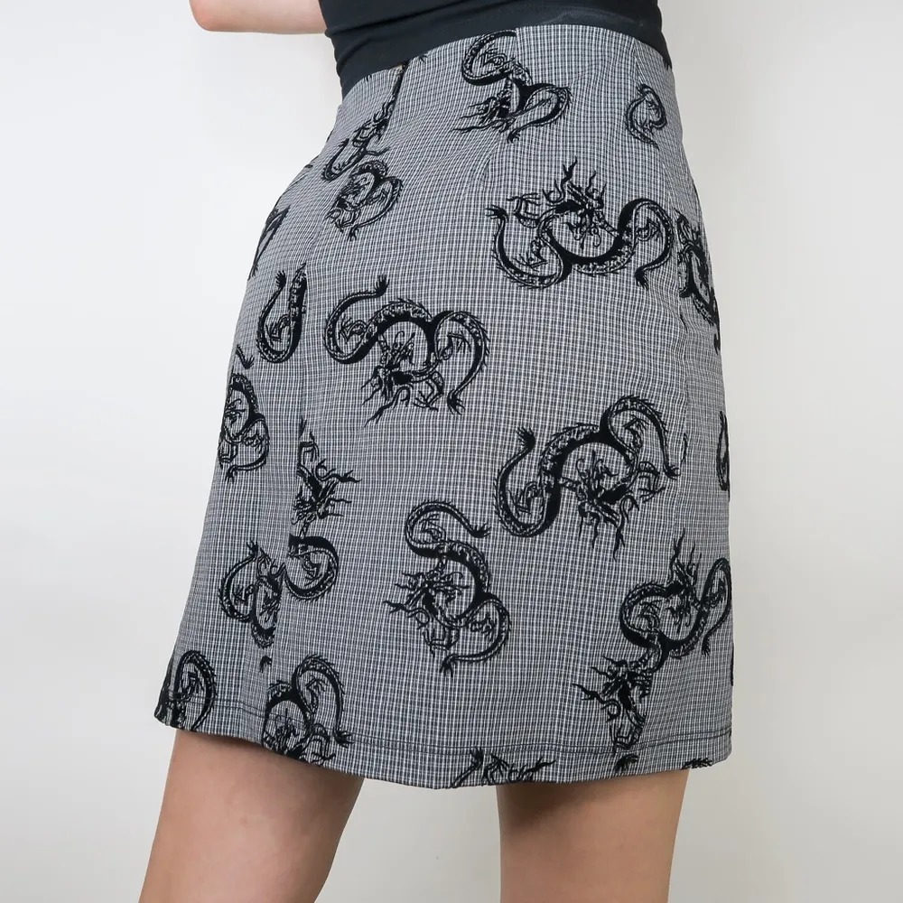 Vintage 90s Black Plaid Velvet Dragon Mini Skirt - Image 3