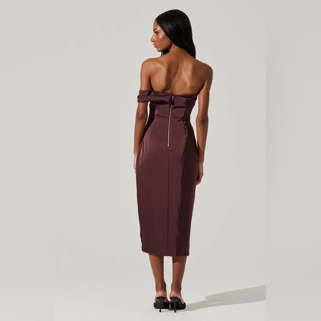 New ASTR The Label Gwyneria Off The Shoulder Midi Dress Fitted Eggplant XS Large - Image 2
