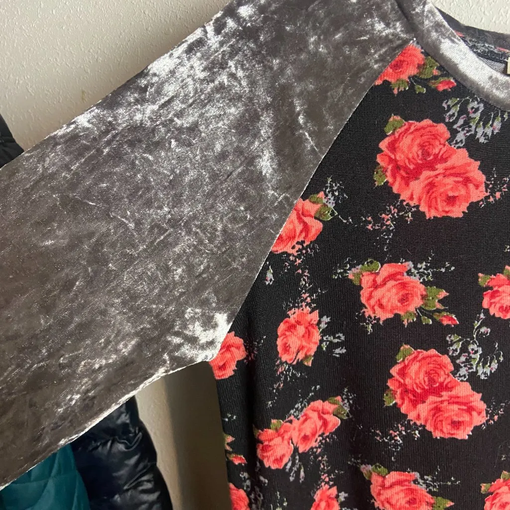 Umgee Size Small Mini Dress Mixed Media Velvet Dark Floral Whimisgoth Fall Black - Image 3