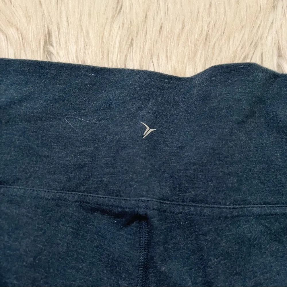 Old Navy Balance Legging Blue Tie Dye - Image 8