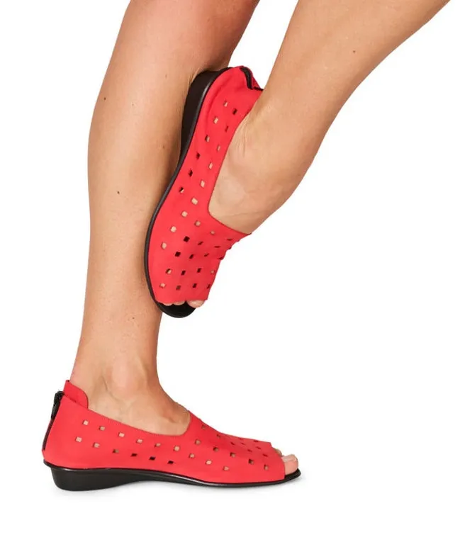 Sesto Meucci Evonne Red Nubock Cushioned Footbed Open Toe Slip On Flats - Size 9 - Image 1