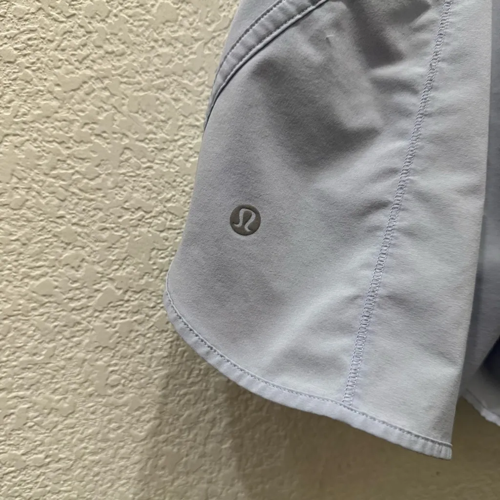 LULULEMON Track That Mid-Rise Lined 5” Shorts in Gravel Dust Blue Lavender Sz 2 - Image 7